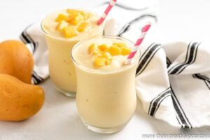 Banana & Mango Smoothie