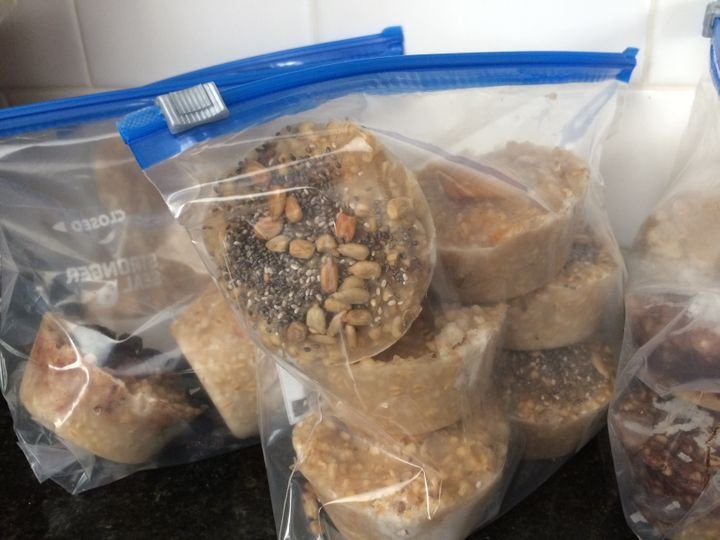 freezing oatmeal in freezer bags-kookybakes.com