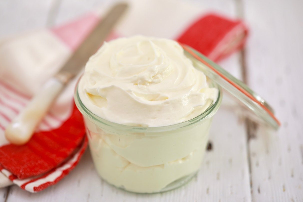 cream cheese frosting in bowl-kookybakes.com