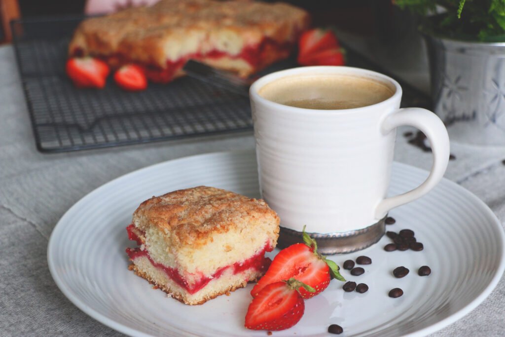 Strawberry Breakfast Cake-kookybakes.com