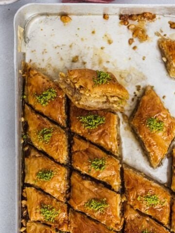 baklava in tray-kookybakes.com