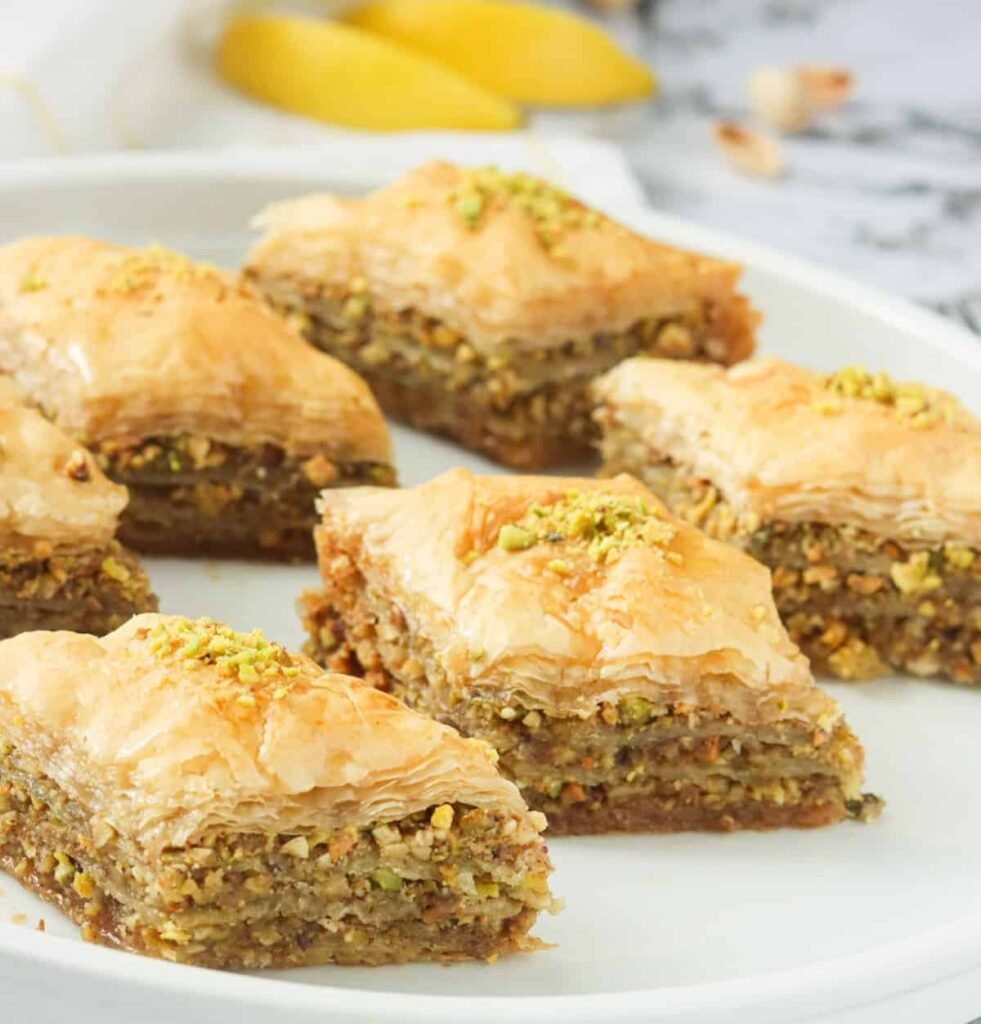 baklava served in plate-kookybakes.com