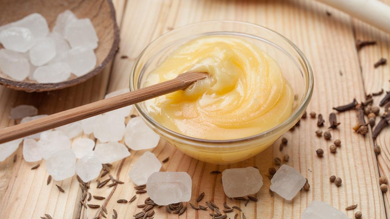 frozen honey in bowl-kookybakes.com